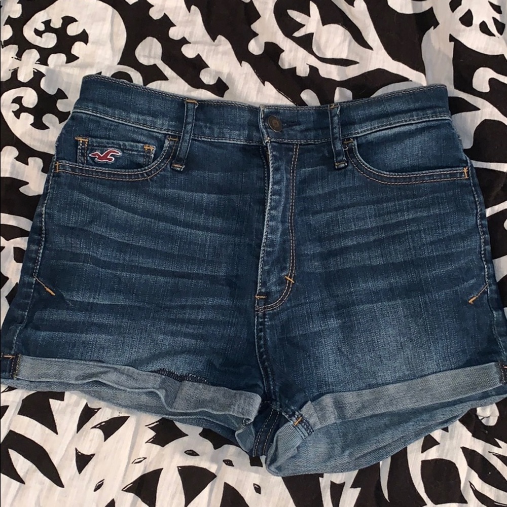 High waisted denim shorts from Hollister